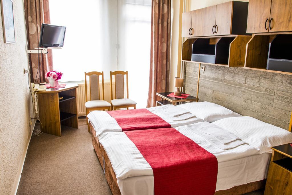 Hotel Kamei ซนินา ภายนอก รูปภาพ